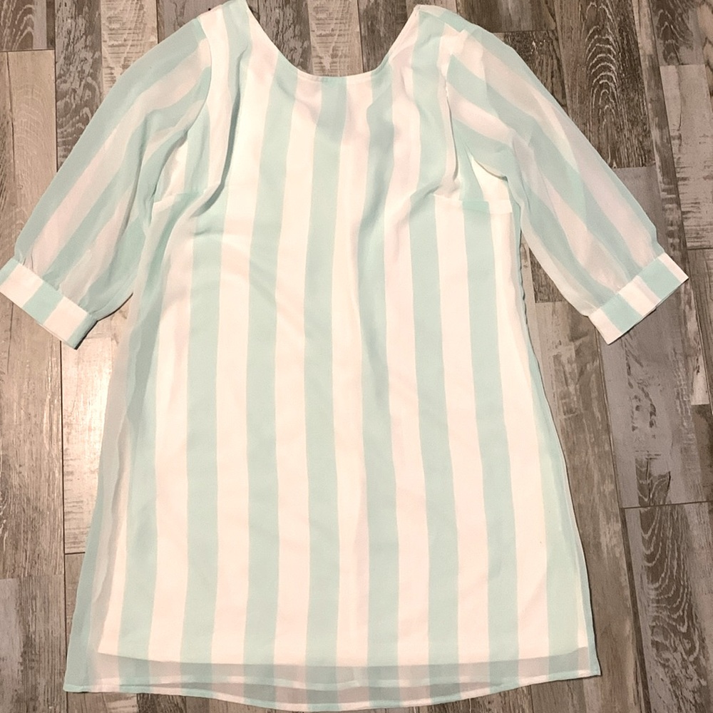 Mint strip dress Sz L